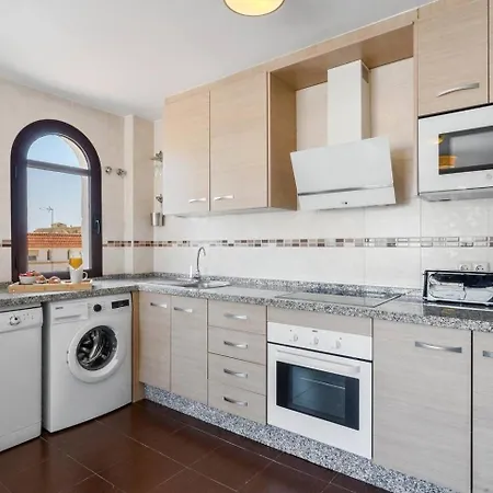 Home4u - In Historical Center Appartement Estepona