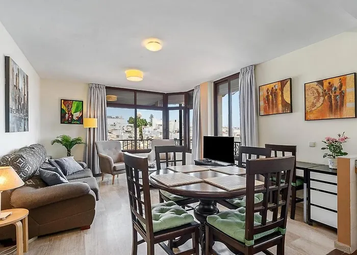 Home4u - In Historical Center Estepona